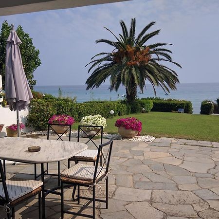 Beach Front Chanioti Polychrono Exterior foto